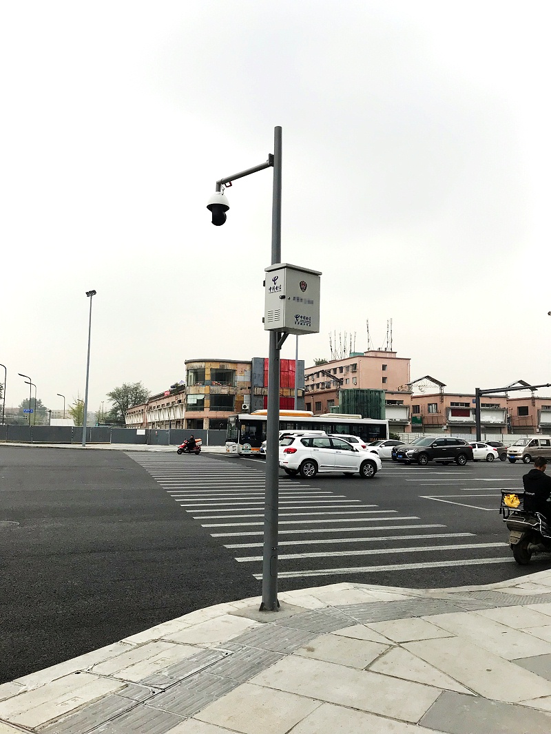 菲尼特監(jiān)控立桿