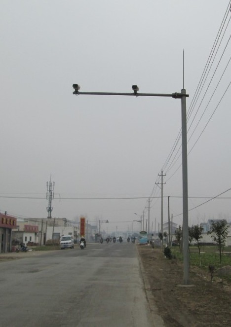 菲尼特監(jiān)控立桿