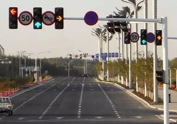 菲尼特交通信號(hào)燈