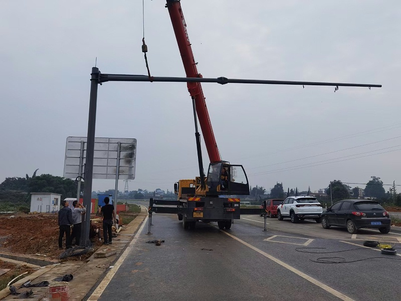 菲尼特監(jiān)控桿