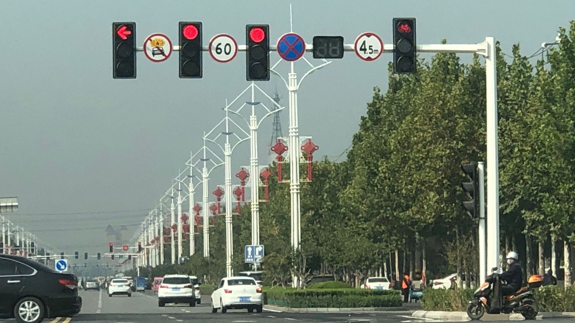 成都紅綠燈信號桿生產廠家在哪