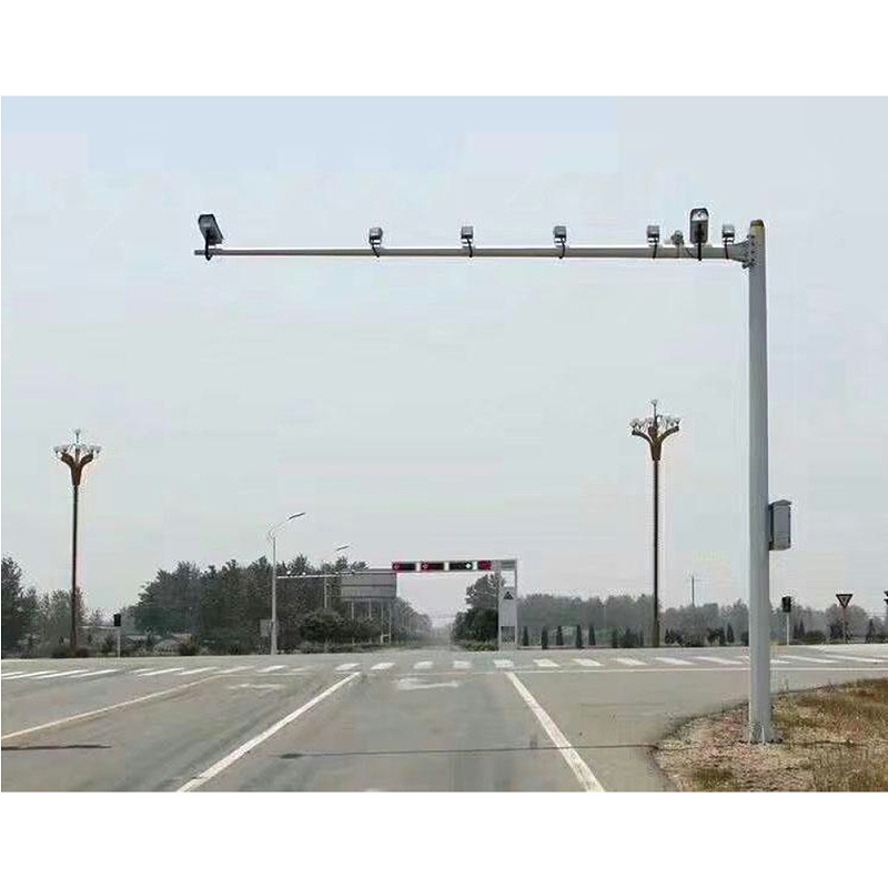 菲尼特道路監(jiān)控桿